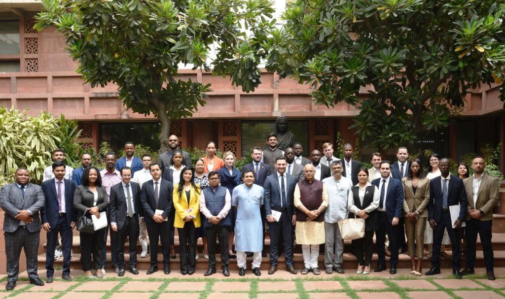 Hon'ble President, ICCR,  Dr. Vinay Sahasrabuddhe interacted with 28 young leaders from 9 countries of ICCR's 10th batch of Gen Next Democracy Network Programme at the Parliament of India in New Delhi
