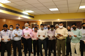 राजभाषा शपथपाठ तथा निबंध प्रतियोगिता