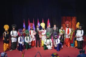 आईसीसीआर ने 23-30 जनवरी 2022 तक बगदाद विश्वविद्यालय, बगदाद थिएटर आदि में गणतंत्र दिवस समारोह के दौरान प्रदर्शन देने के लिए श्री परविंदर सिंह के नेतृत्व में एक 15 सदस्यीय पंजाबी लोक समूह "भोला पंची" को बगदाद, इराक में प्रायोजित किया।