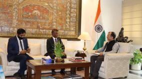 महानिदेशक, आईसीसीआर श्री कुमार तुहिन ने द्विपक्षीय सहयोग पर चर्चा करने और दोनों देशों के बीच सांस्कृतिकता को और मजबूत करने के लिए मालदीव गणराज्य के उच्चायुक्त डॉ. हुसैन नियाज से मुलाकात की।
