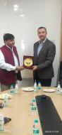 भारतीय जनसंचार संस्थान के प्रो. प्रमोद कुमार के साथ डॉ. हवल अबुबकर