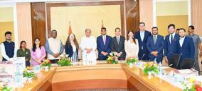 The young leaders from 8 democracies met Hon’ble CM of Odisha, Shri  @Naveen_Odisha  at State Secretariat,Bhubaneswar.   He interacted about fascinating art, architecture, culture & heritage of #Odisha with the delegates .