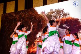 डॉ. एस जयशंकर, माननीय विदेश मंत्री, भारत सरकार द्वारा बैंकॉक में भारतीय समुदाय को संबोधित एक कार्यक्रम के दौरान एसवीसीसी बैंकॉक द्वारा आयोजित देशभक्ति नृत्य प्रदर्शन। भारत की
