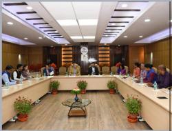 मंगोलिया के पूर्व राष्ट्रपति एच.ई. आईसीसीआर के विशिष्ट आगंतुक कार्यक्रम के तहत भारत का दौरा कर रहे श्री एनखबयार नामबर ने बेंगलुरु, कर्नाटक में भारतीय अंतरिक्ष अनुसंधान संगठन (इसरो) का दौरा किया।