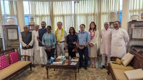 मंगोलिया के पूर्व राष्ट्रपति एच.ई. आईसीसीआर के विशिष्ट आगंतुक कार्यक्रम के तहत भारत का दौरा कर रहे श्री एनखबयार नामबर ने बेंगलुरु, कर्नाटक में आर्ट ऑफ लिविंग का दौरा किया।