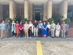 जेन नेक्स्ट डेमोक्रेसी नेटवर्क प्रोग्राम के 11वें बैच के हिस्से के रूप में वर्तमान में #भारत का दौरा कर रहे 9 लोकतंत्रों के 19 प्रतिनिधियों ने दिल्ली में भारत के राष्ट्रीय संग्रहालय की समृद्ध सांस्कृतिक विरासत और इतिहास को देखा।