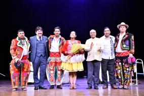डीजी, आईसीसीआर द्वारा बोलीवियन संगीत समूह का अभिनंदन	
