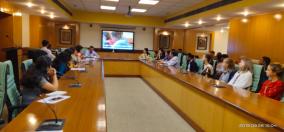 हिन्दी पखवाड़े के दौरान आयोजित कवि सम्मेलन मे  भाग लेते हुए परिषद के अधिकारी एवं कर्मचारी 