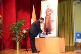 Ambassador of India to Kuwait Shri Sibi George paying floral tribute at the portrait of Swami Vivekananda