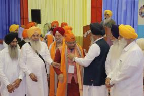 गुरु नानक देव जी के 550 वर्ष: हरमंदिर साहिब (स्वर्ण मंदिर) अमृतसर की गृह यात्रा की झलक